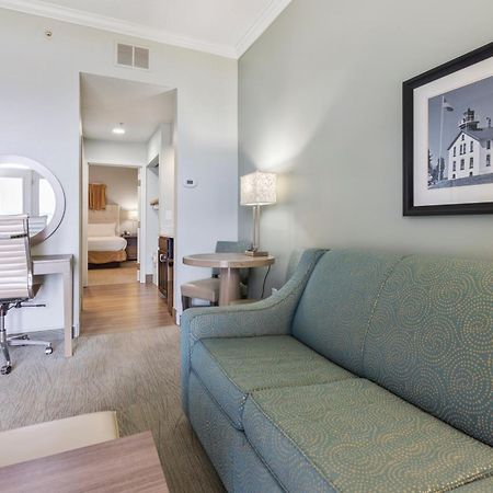 Cherry Tree Inn & Suites Traverse City Dış mekan fotoğraf
