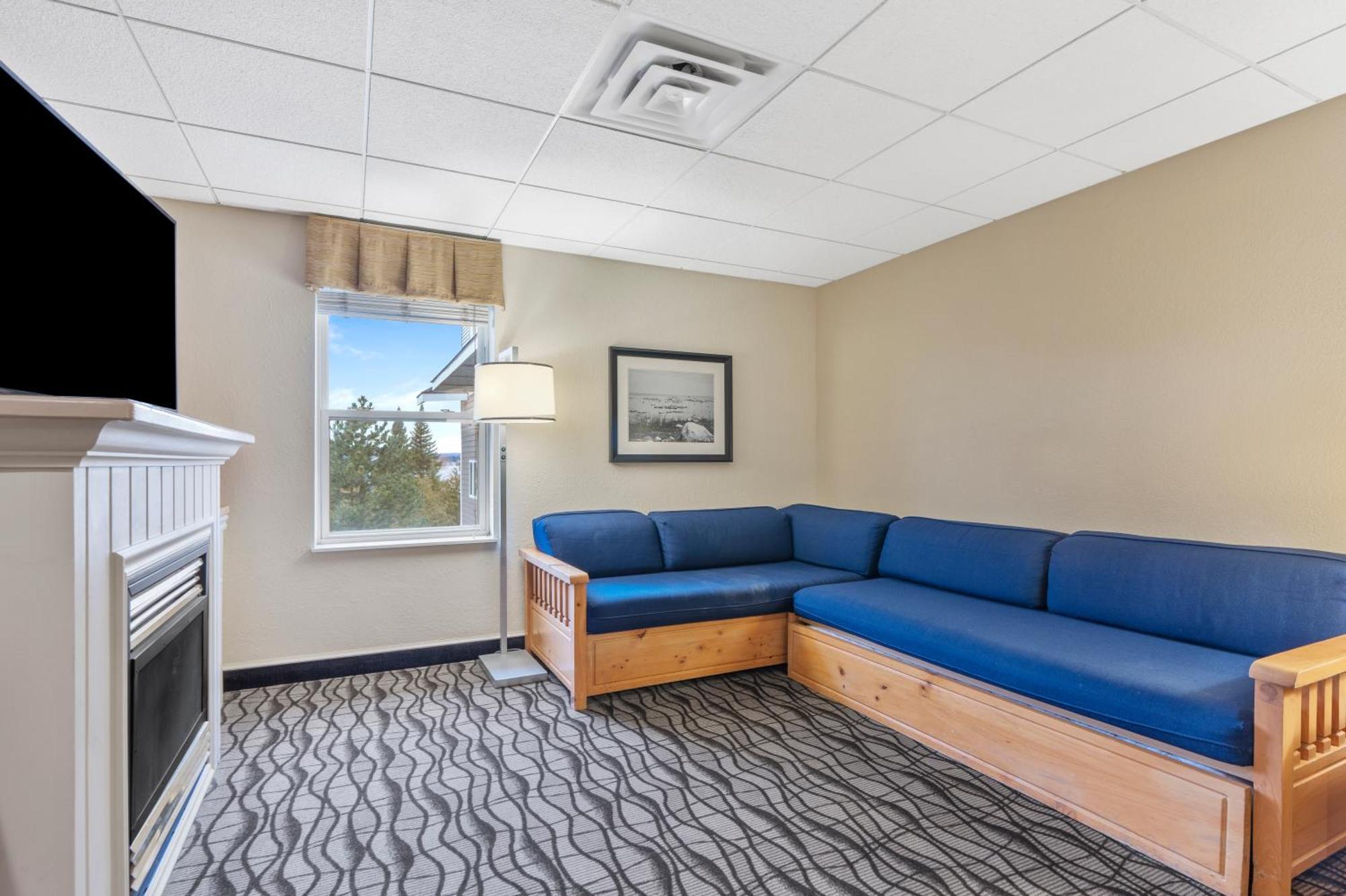 Cherry Tree Inn & Suites Traverse City Dış mekan fotoğraf