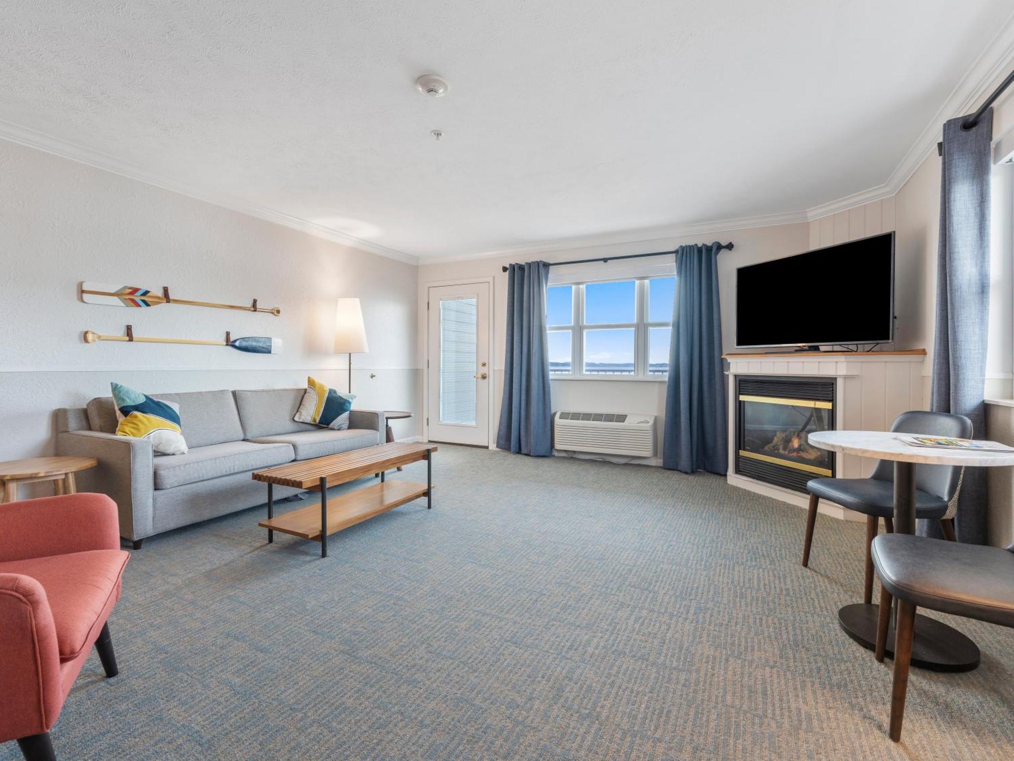 Cherry Tree Inn & Suites Traverse City Dış mekan fotoğraf
