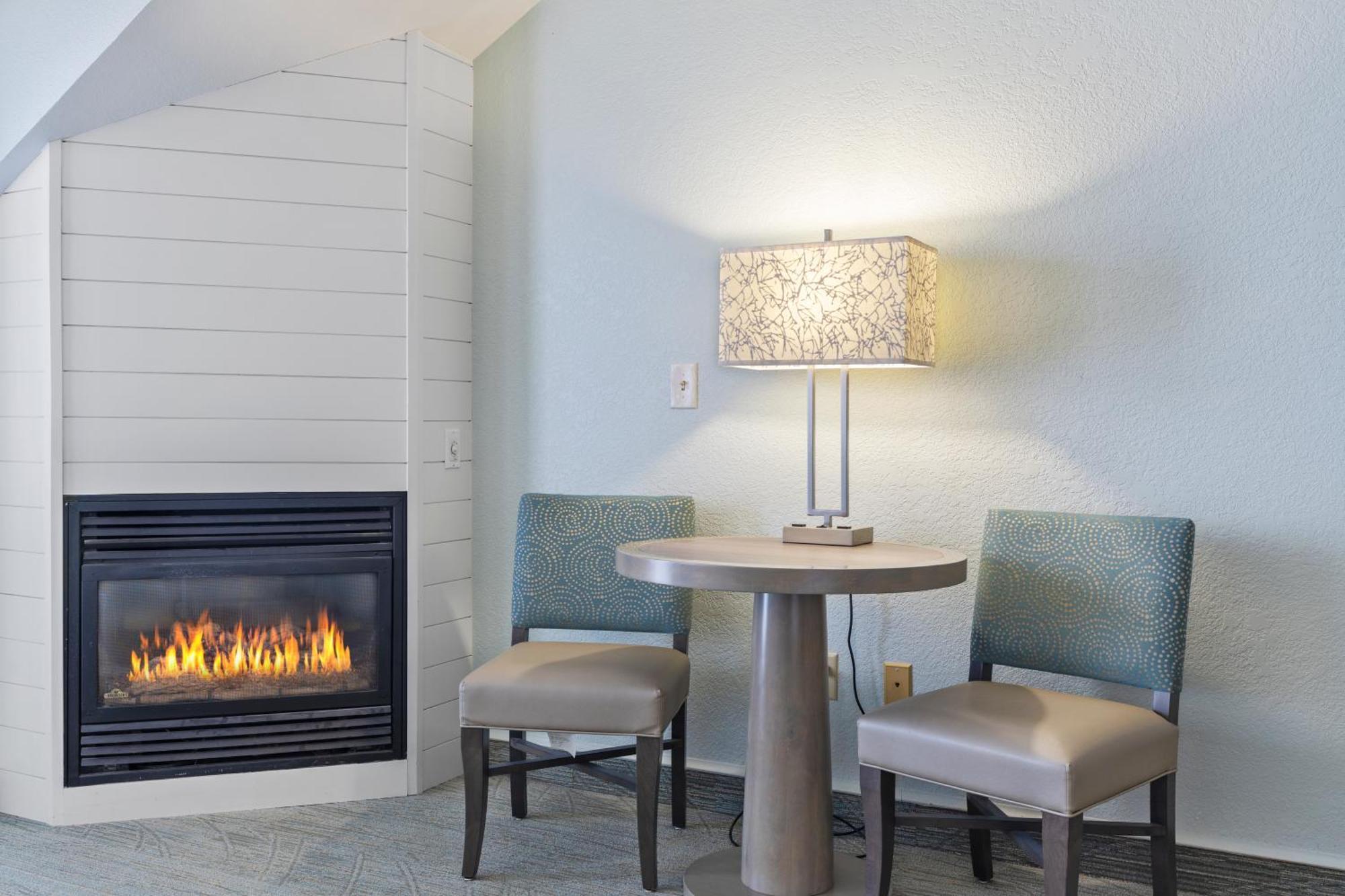 Cherry Tree Inn & Suites Traverse City Dış mekan fotoğraf